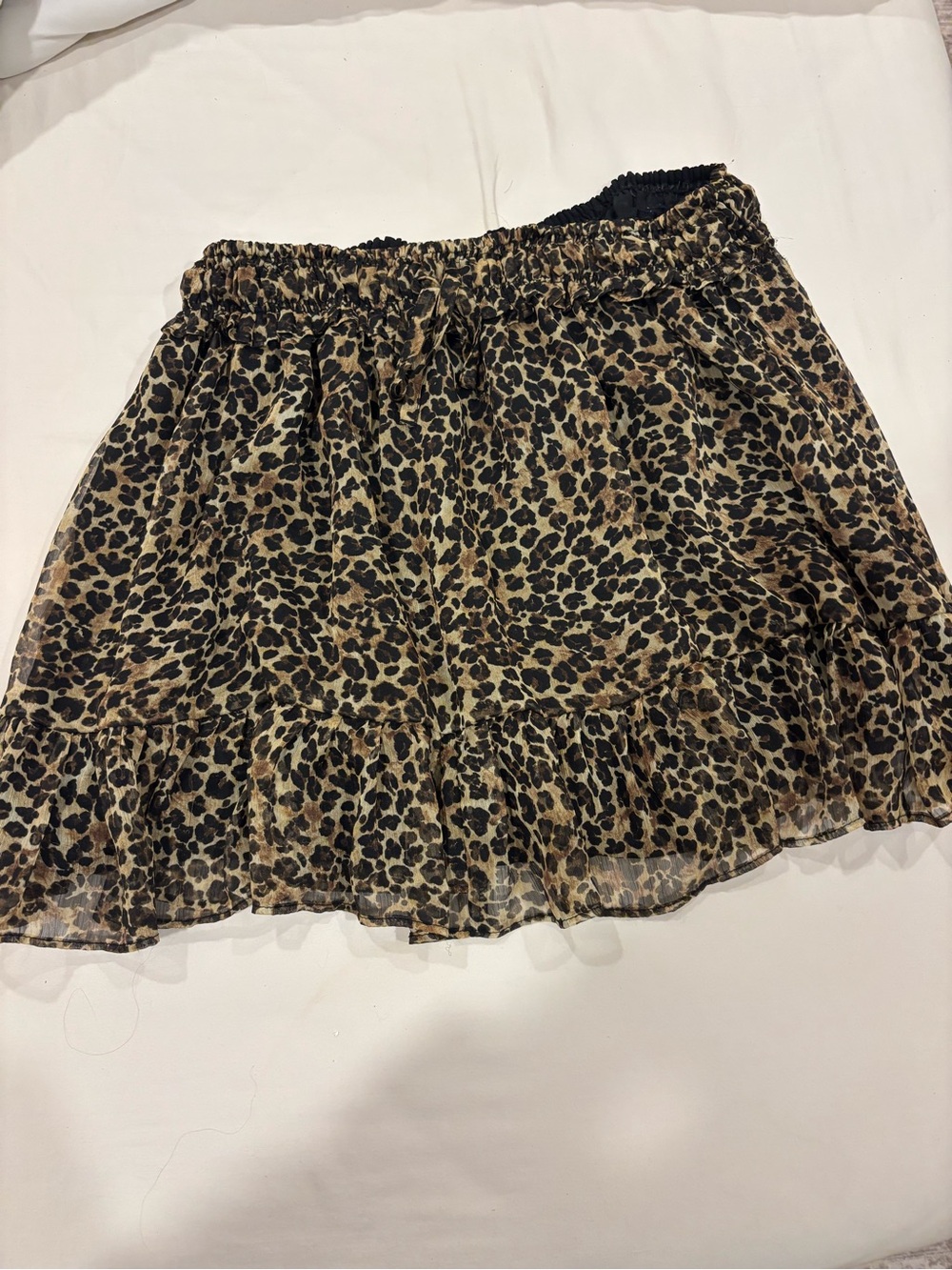 Chiffon leopard print skort